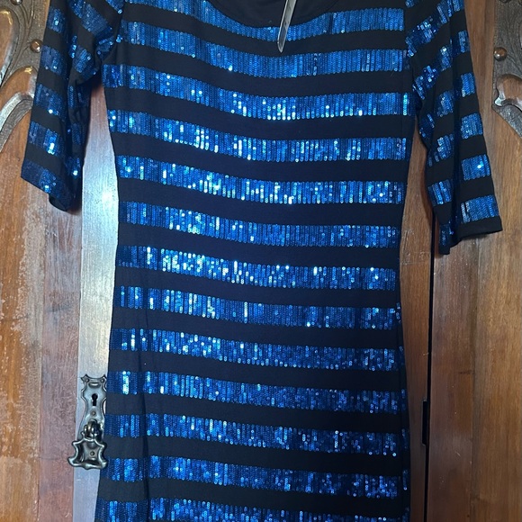 Forever 21 Dresses & Skirts - Forever 21 Black and Blue Sequin Dress